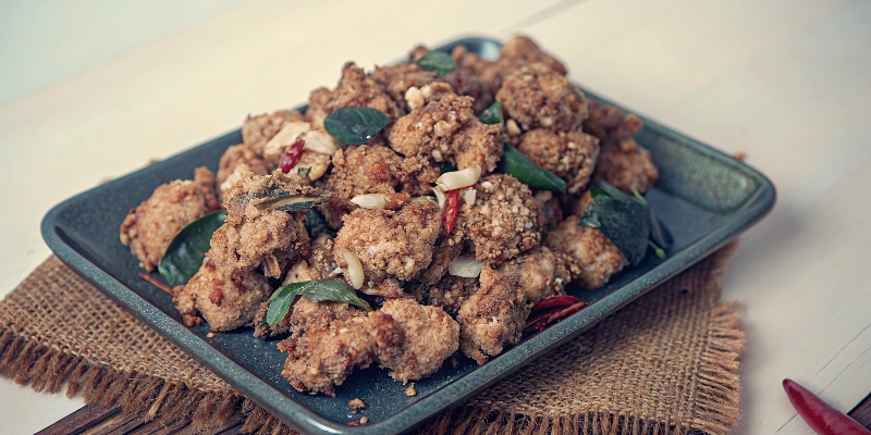 TAIWANESE FIVE-SPICE POPCORN CHICKEN