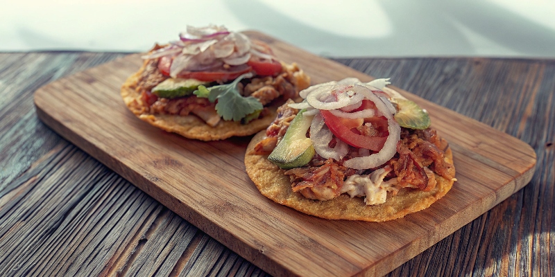 BELIZEAN ANNATTO CHICKEN SALBUTES