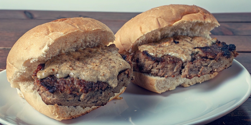 PORTUGUESE WINE‑MARINATED PORK BIFANAS