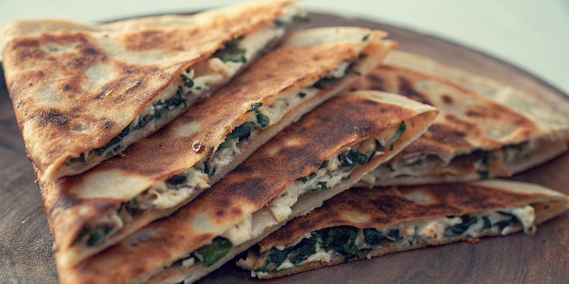 SPINACH & FETA GÖZLEME