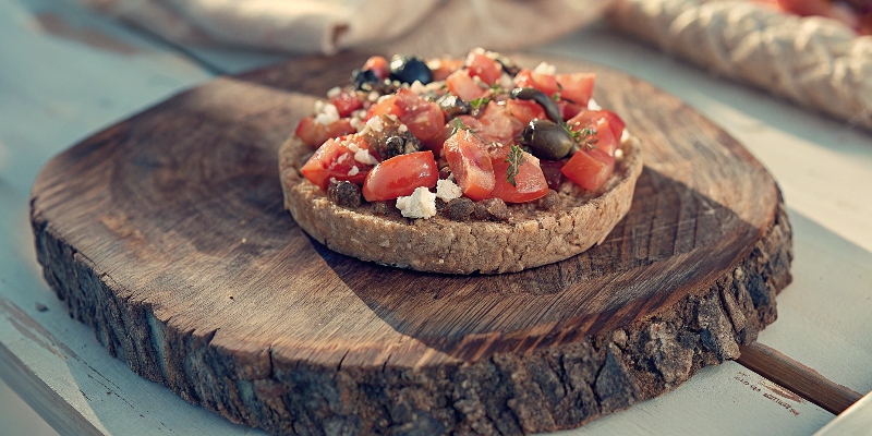 CRETAN DAKOS SALAD