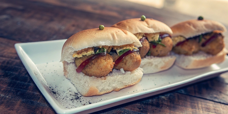 MUMBAI VADA PAV