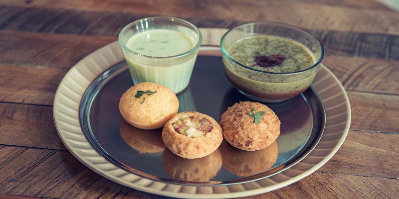 PANI PURI WITH TWO SAUCES